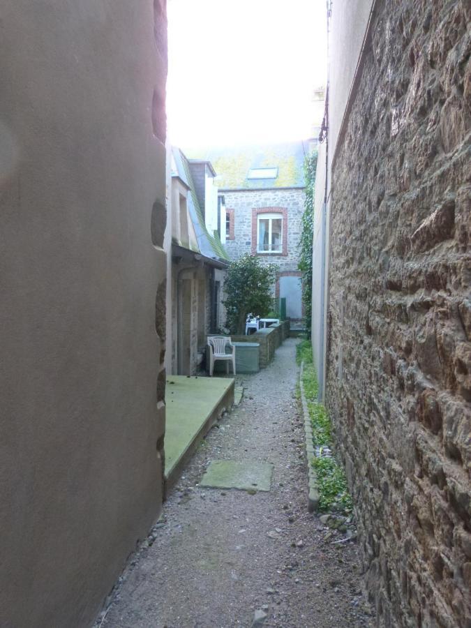 Willa Quai Vauban Saint-Vaast-la-Hougue Zewnętrze zdjęcie